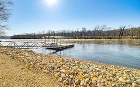 Fish House With Deck, Fire Pit And River Views